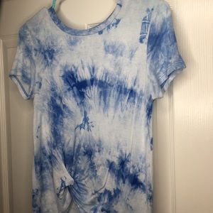 Cute blue and white tie dye shirt!